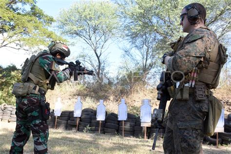 KORPS MARINIR INDONESIA DAN AMERIKA BERLATIH MENEMBAK MARKSMANSHIP | ANTARA Foto