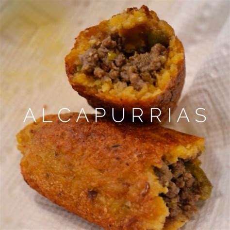 Sunday Cena: Alcapurrias (Puerto Rican meat filled fritters)