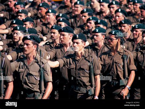 SOUTH AFRICAN MILITARY AT PARADE IN JOHANNESBURG 1970 White troops Stock Photo: 7455857 - Alamy