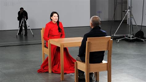 3 performances mais famosas de Abramovic - Click Museus