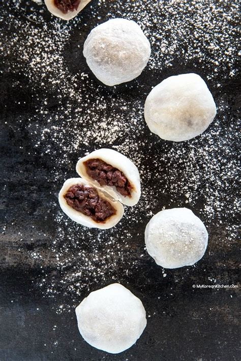 Chapssaltteok (Red Bean Mochi) - My Korean Kitchen