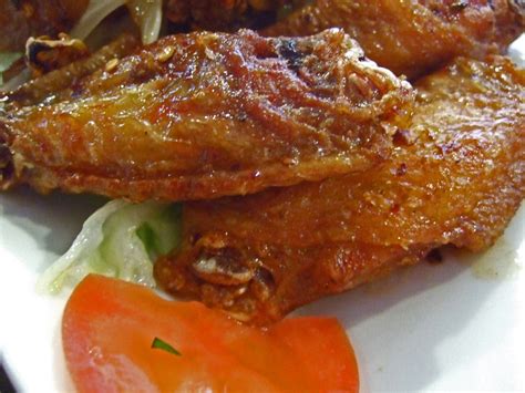 Que Huong - Fish Sauce Chicken Wings | Kirk K | Flickr