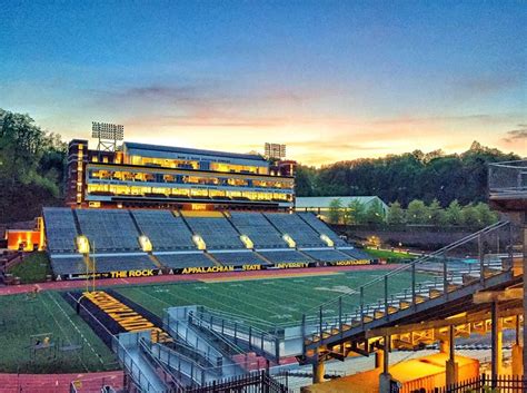 Owen Dowell on Instagram: “Almost missed it! . @appstate #football #appstatefootball #boonenc # ...