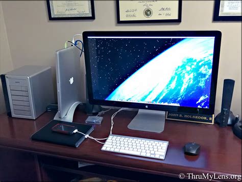 Review of the Apple Thunderbolt Display | ThruMyLens