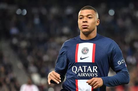 Kylian Mbappe transfer latest: Premier League contact, Arsenal admission, Chelsea regret ...