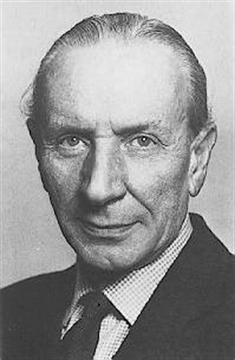 Alec Issigonis Biography, Alec Issigonis's Famous Quotes - Sualci ...