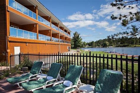 5 STAR Couples Resort (Algonquin Park, Ontario) - Resort Reviews - ResortsandLodges.com