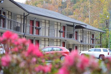 Econo Lodge Inn - Relax Gatlinburg