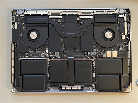 Quick Teardowns Offer First Look Inside 14 and 16-Inch MacBook Pro Models - MacRumors