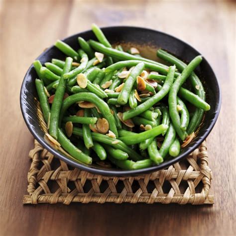 Spicy Green Beans With Toasted Almonds | PepperScale