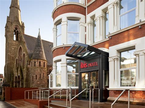 Ibis Belfast Queens Quarter | Comfortable Hotel in Belfast - ALL