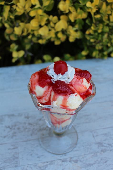 Strawberry Sundae | Just Dough It!