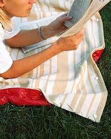 Waterproof Beach Blanket DIY