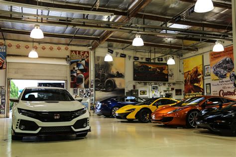 Our Four Seasons 2017 Honda Civic Type R Gets Detailed at Jay Leno’s Garage