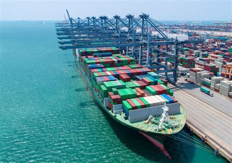 Scrubbers Seen Costing Megaships 'At Least 200 TEU'