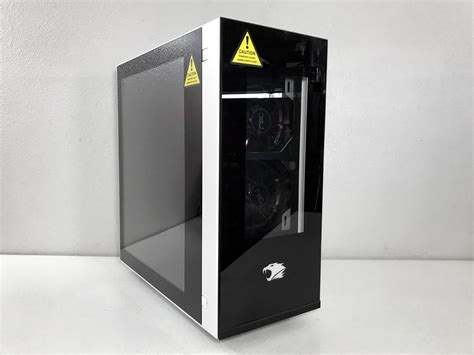 iBUYPOWER Snowblind Review: Translucent Screen on the Side | Tom's Hardware