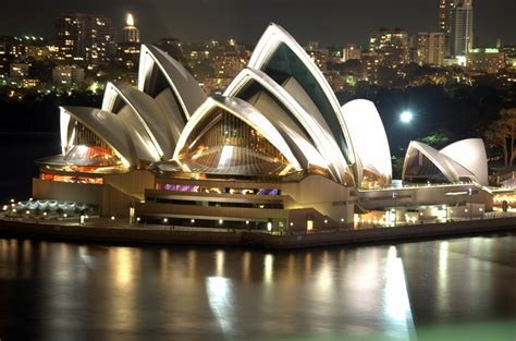 Sydney Opera House Historical Facts and Pictures | The History Hub