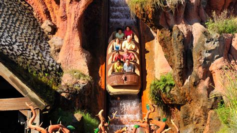 Splash Mountain at Disney's Magic Kingdom, Walt Disney World Resort ...