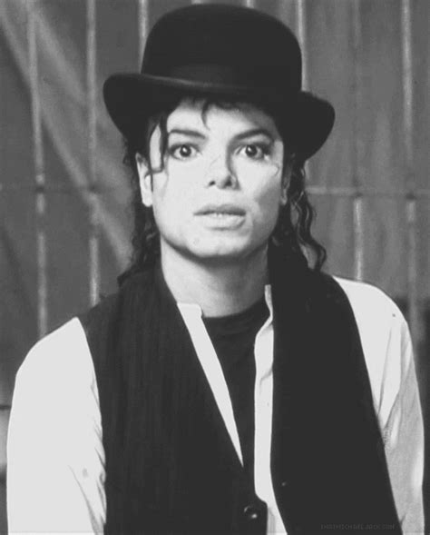 Michael Jackson Gifs - Page 230