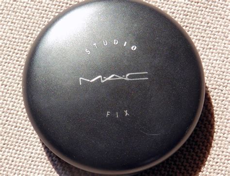 MAC Studio Fix Powder | Sœurs de Luxe