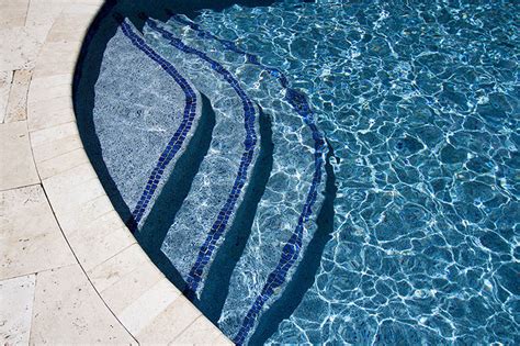 StoneScapes Touch of Glass Aqua White | Pool Finishes | NPTpool.com