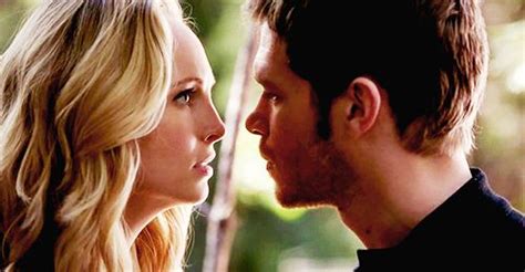 Klaroline kiss | Vampire diaries, Klaus and caroline, Tvd