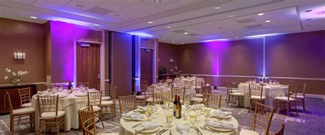 Boston Wedding Venues | DoubleTree by Hilton - Cambridge