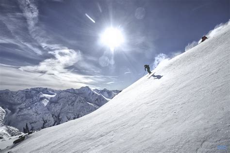 Glacier skiing in autumn - glacier ski area Solden - Holiday apartment Buggl's