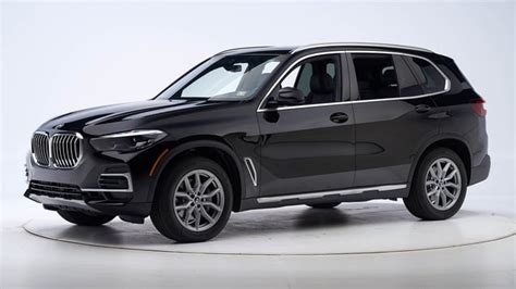 2024 BMW X5 XDrive50e Plug-In Hybrid SUV Features Specs