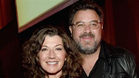 How Amy Grant And Vince Gill Really Got Together