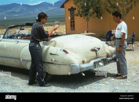 TOM CRUISE, DUSTIN HOFFMAN, RAIN MAN, 1988 Stock Photo - Alamy