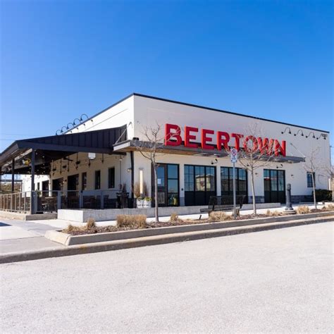 Beertown Public House Opens New Location in Newmarket, Ontario ...