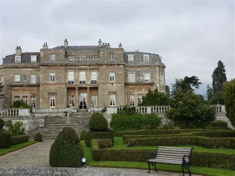 LIFE AS IT IS : LUTON HOO HOTEL, GOLF & SPA - a travel review