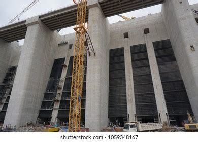 Trash Rack Installation Work Very Large Stock Photo 1059348167 | Shutterstock