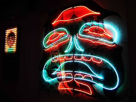 Avoiding Regret: Photo Essay: Behold, the Museum of Neon Art (Updated for 2018)