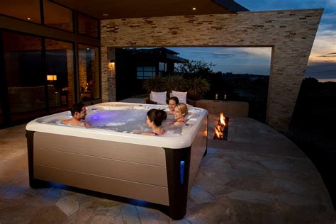 Find Hot Tubs For Sale Near Me and Find an Experience to Last a ...