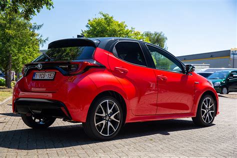 Toyota Yaris Hybrid 2020 review