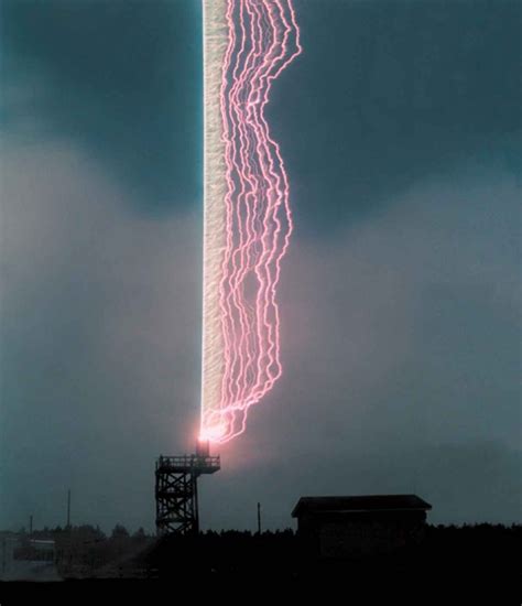 The Lab Where Lightning Always Strikes the Same Place | Lightning photos, Lightning photography ...