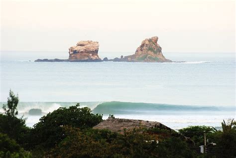 Ayampe Surf Photo by Bungalows La Buena Vida Ayampe-Ecuador | 6:45 pm ...