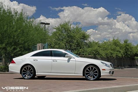 mercedes cls Wallpapers HD / Desktop and Mobile Backgrounds