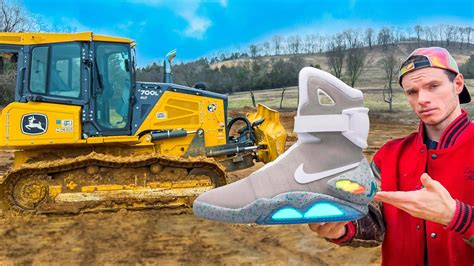 Using $35,000 Nike Air Mags As Work Boots