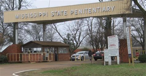 Mississippi prison: Gangs allegedly run state penitentiary in Parchman, where three inmates were ...