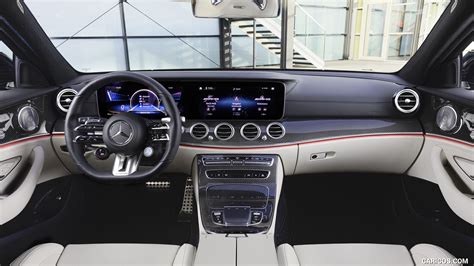 2021 Mercedes-AMG E 53 Estate 4MATIC+ T-Model - Interior, Cockpit | Caricos