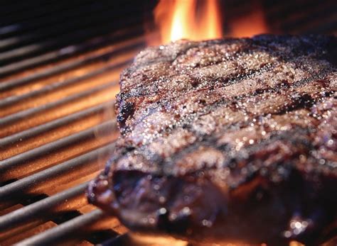 5 Basic Steps for Sizzling Steak | Houston Style Magazine | Urban Weekly Newspaper Publication ...