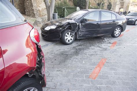 Accidentes de coche en ciudad ¿cuáles son los principales motivos y cómo evitarlos? - ENCLM