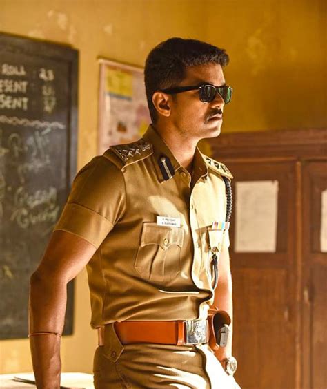 Who will get the Theri remake, SRK or Akshay Kumar? - Rediff.com movies