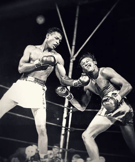 Sugar Ray Robinson vs. Kid Gavilan / September 23, 1948 | Sugar ray robinson, Boxing fight ...