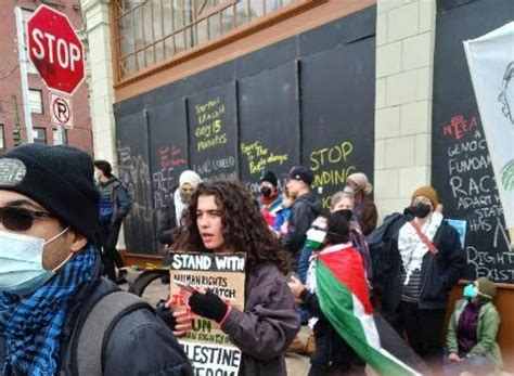 Starbucks, interstate freeway shut down for Palestine – Workers World