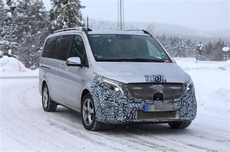 2019 Mercedes-Benz V-Class Test Mule Spied With Little Camouflage - autoevolution