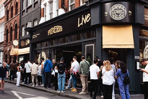 PizzaExpress’ iconic Soho Jazz Club re-opens with string of headline shows - Music